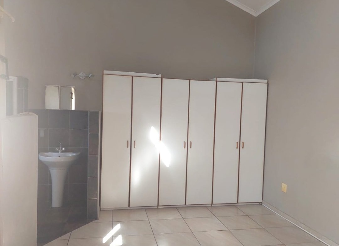 3 Bedroom House for Sale in Gonubie