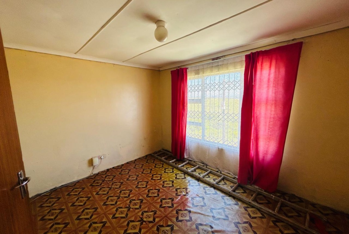 2 BEDROOM HOUSE IN NU17 MDANTSANE FOR SALE!