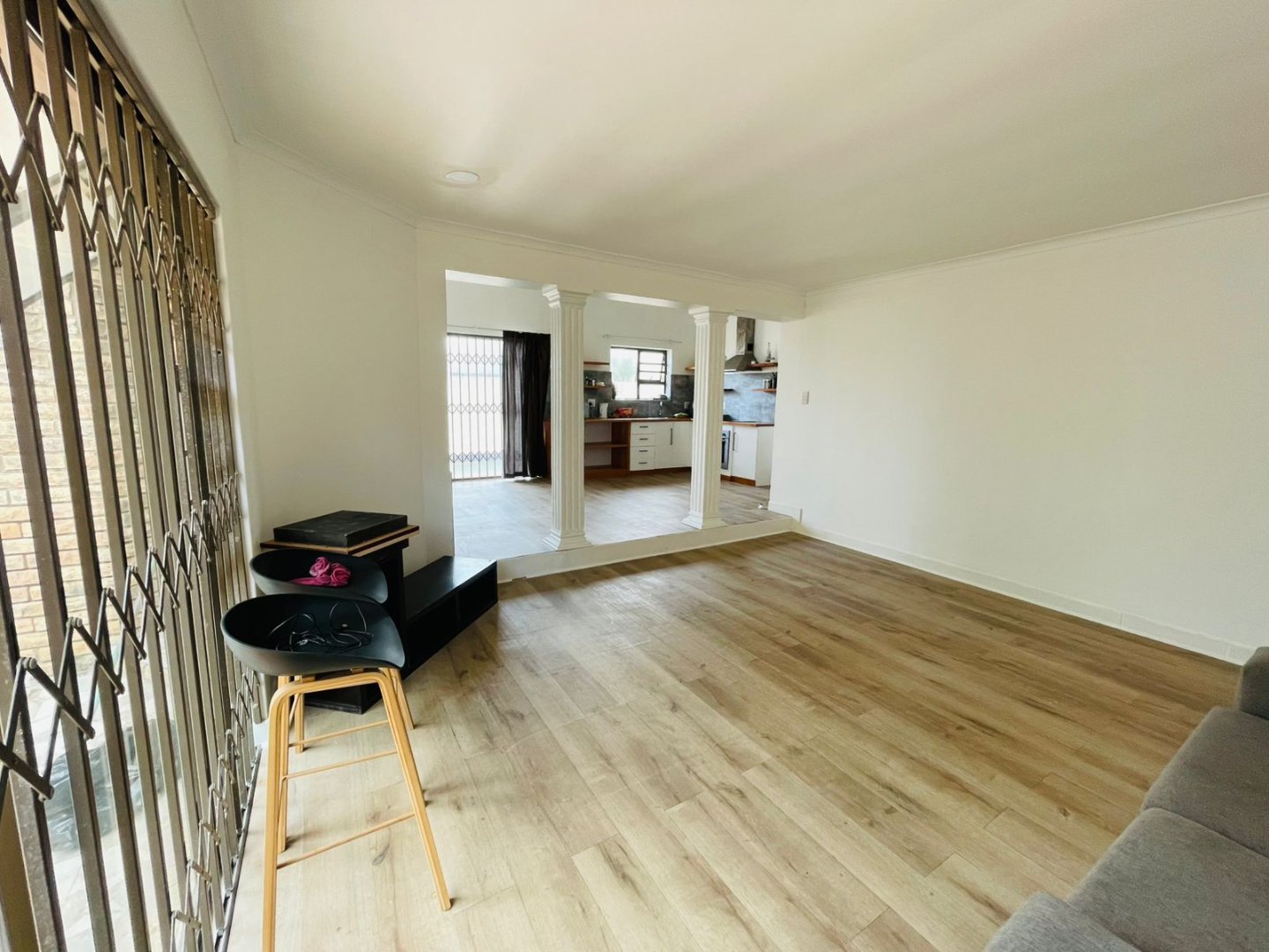 8 3 Bedroom House for Sale in Gonubie
