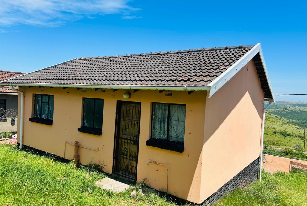 2 BEDROOM HOUSE IN NU17 MDANTSANE FOR SALE!