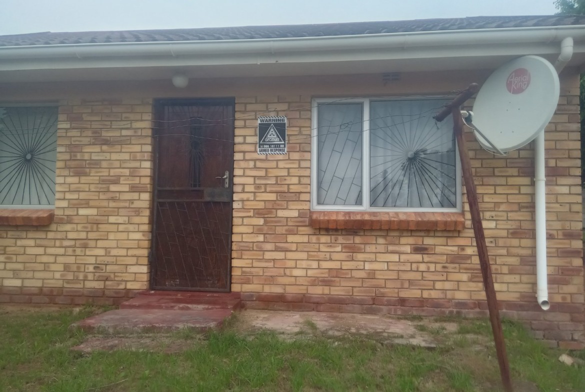 TWO BEDROOM HOUSE FOR SALE IN BALASSI VALLEY