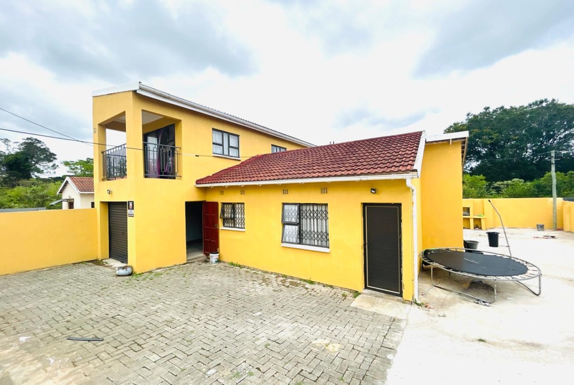 Haven Hills contemporary two-storey home for sale