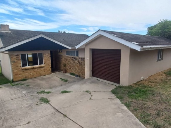 Family home for sale in Sunnyridge