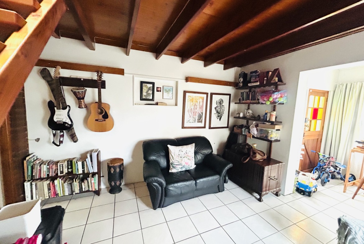 4 Bedroom home for sale in Quigney!