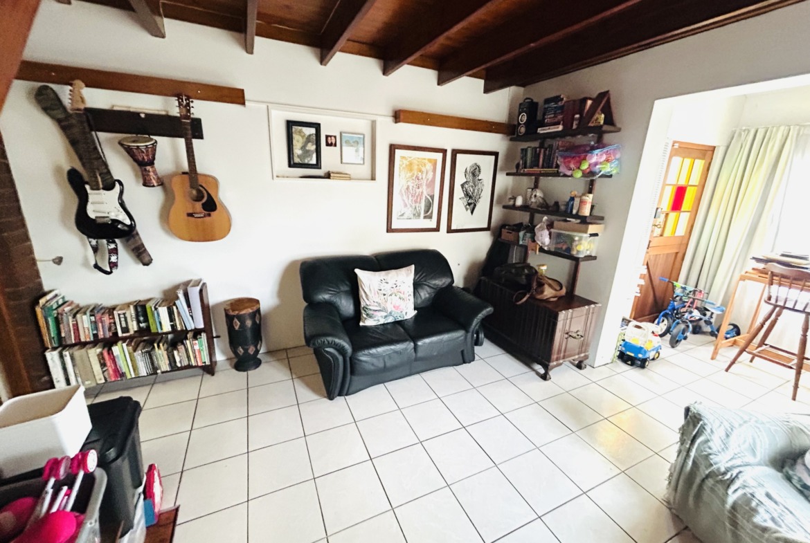 4 Bedroom home for sale in Quigney!