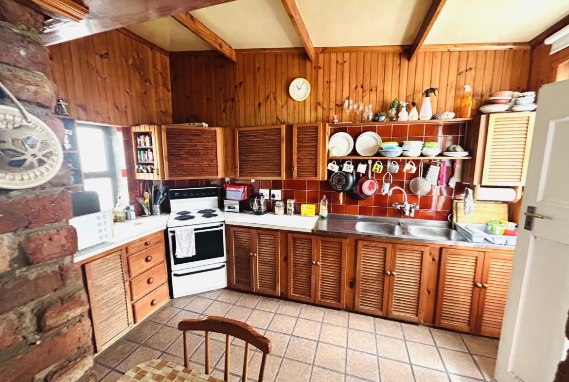 4 Bedroom home for sale in Quigney!