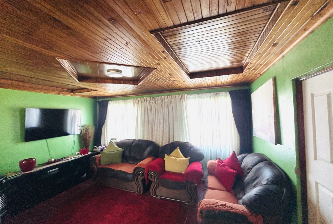 Charming 2 bedroom house in Haven Hills