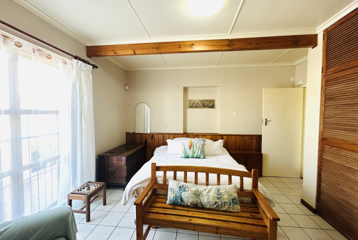 4 Bedroom home for sale in Quigney!