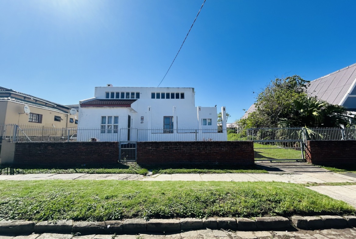 4 Bedroom home for sale in Quigney!