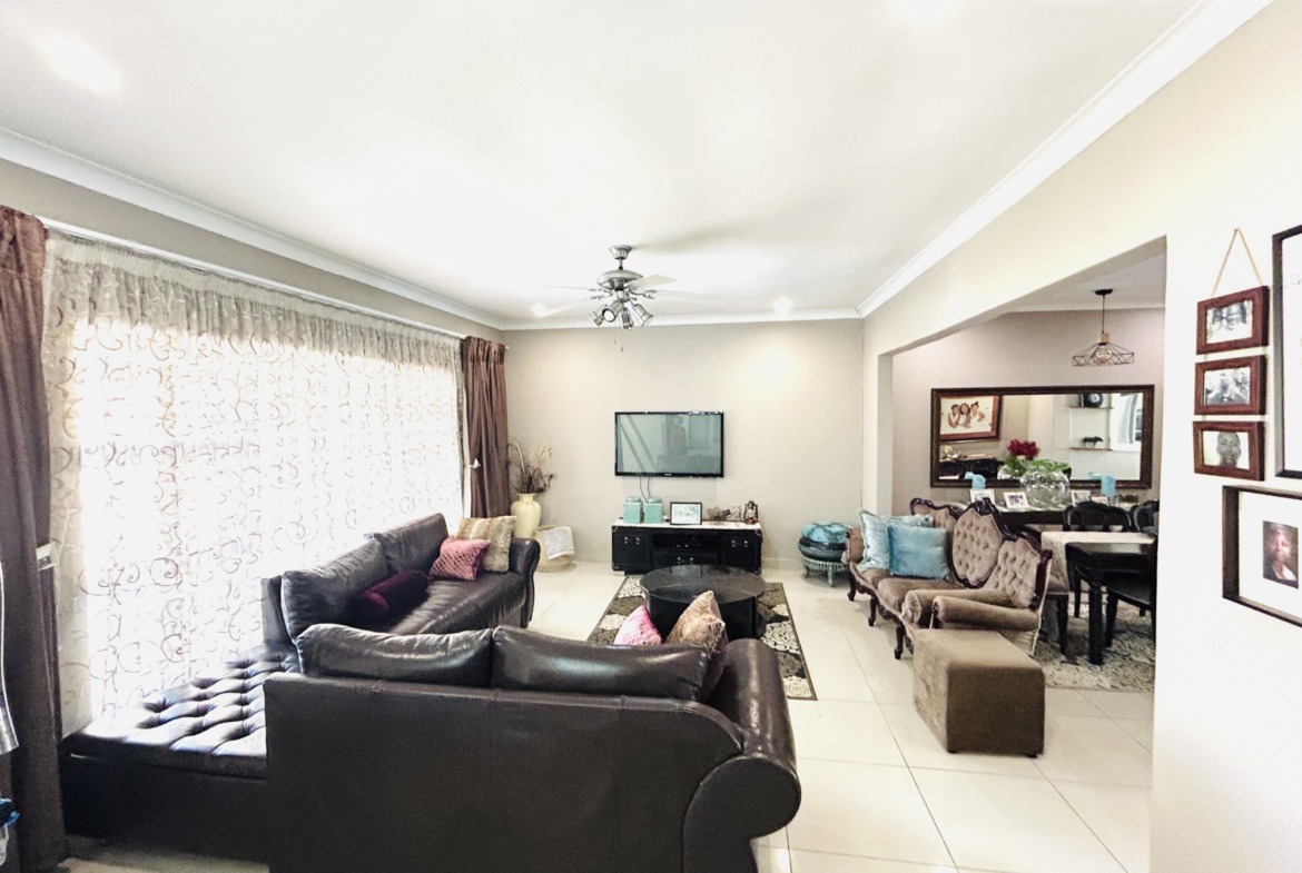 Family home in Abbotsford for sale!