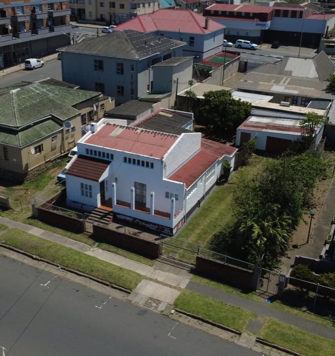4 Bedroom home for sale in Quigney!