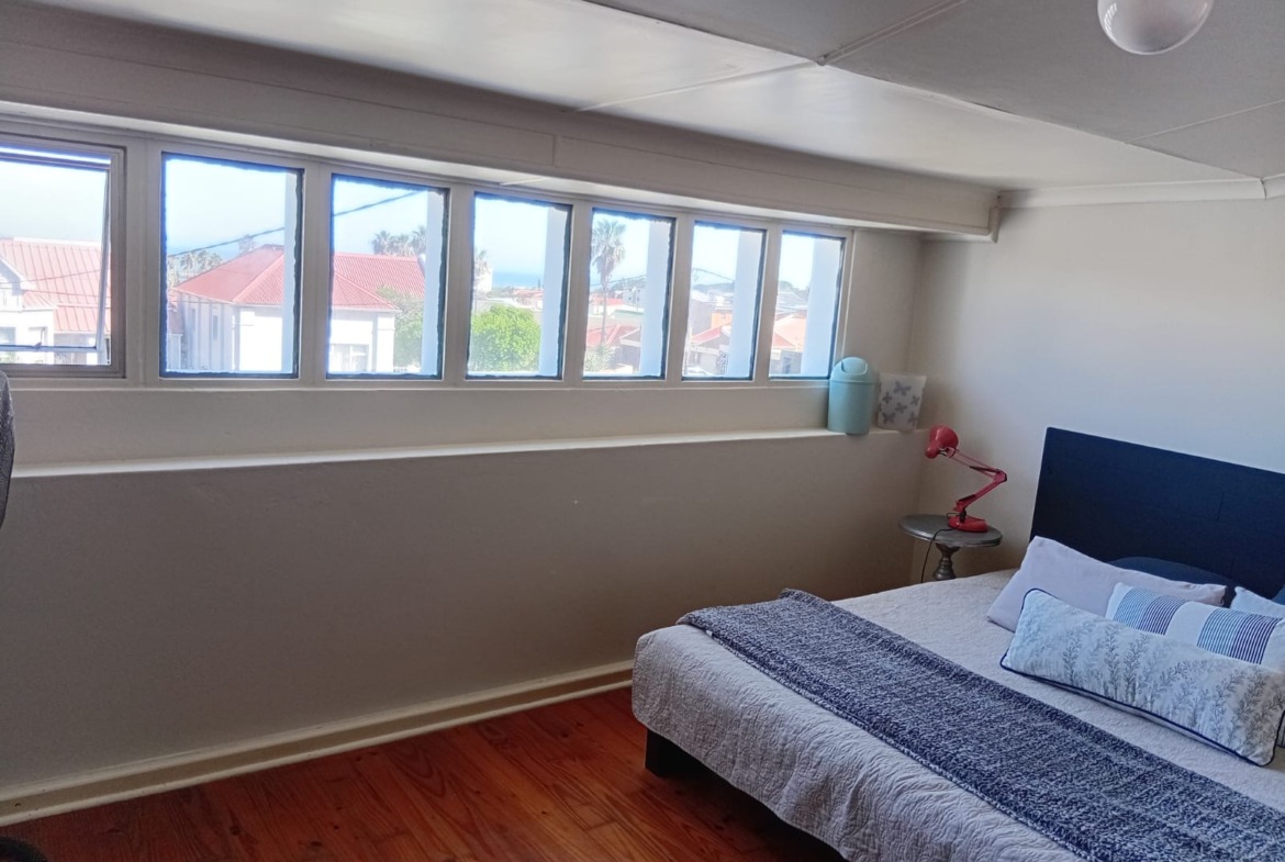 4 Bedroom home for sale in Quigney!