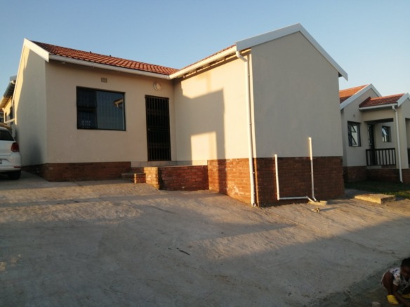 3 Bedroom Home For Sale In Amalinda Downs
