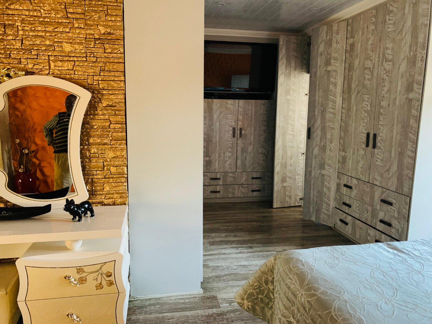 12 Elegant 4 Bedroom House for Grabs in KWT