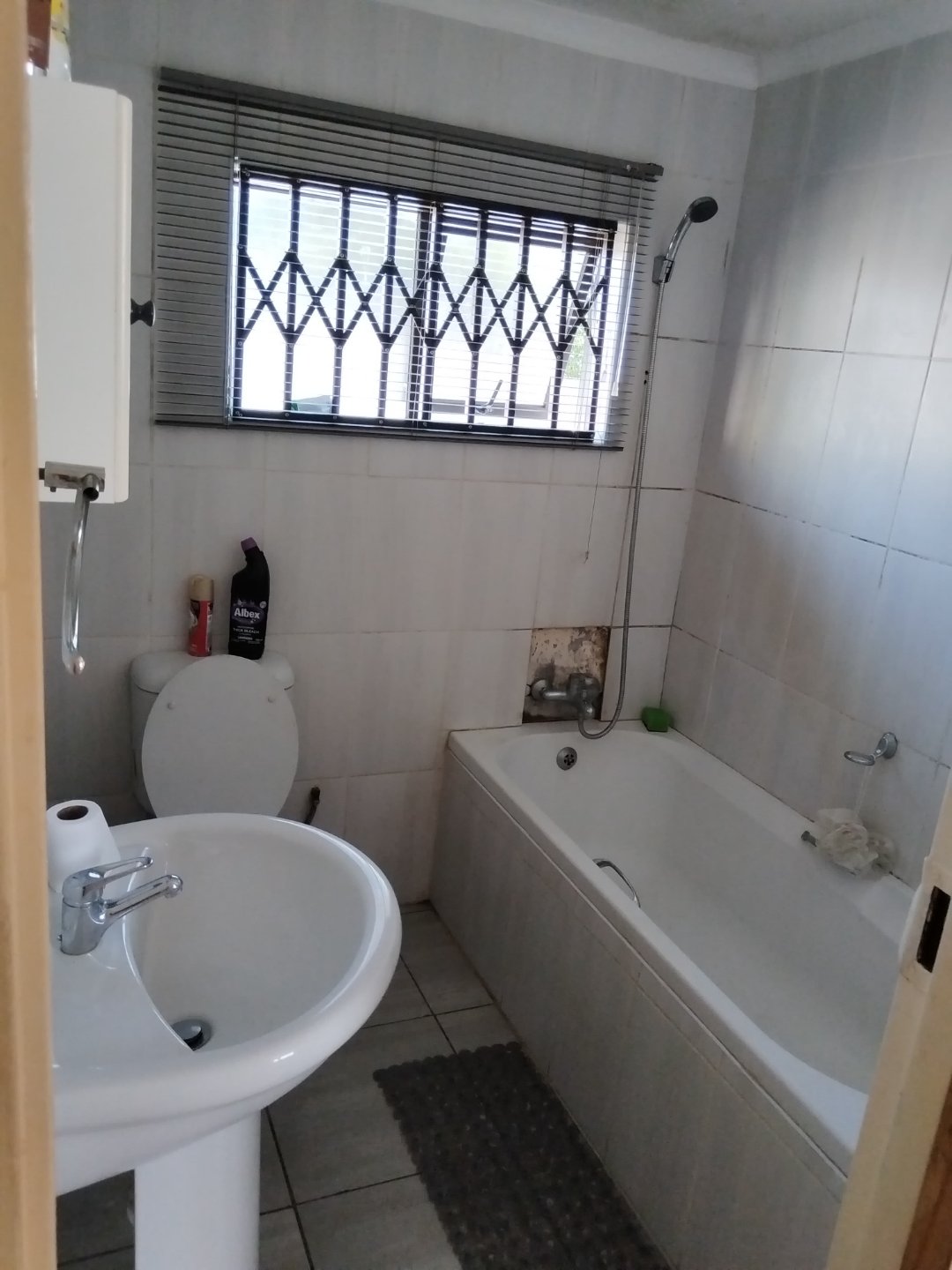 12 Elegant family home for sale in Mdantsane