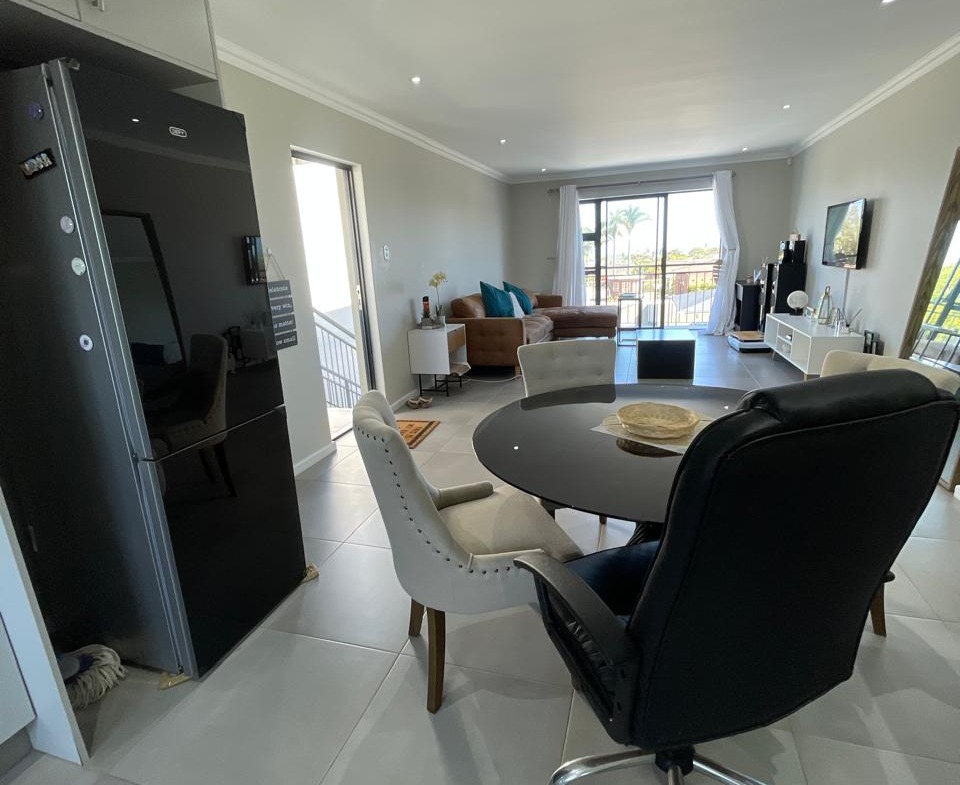 2 Bedroom Townhouse for Sale in Gonubie
