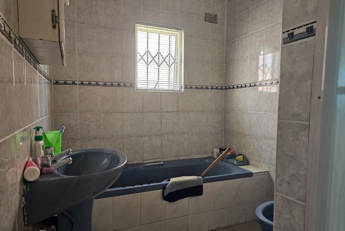 House For Sale in NU 16 Mdantsane