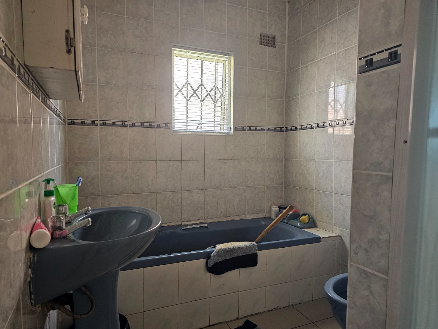 18 House For Sale in NU 16 Mdantsane