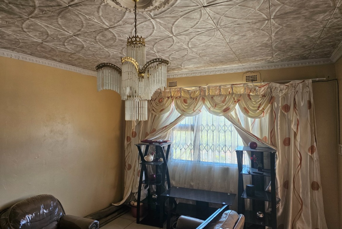House For Sale in NU 16 Mdantsane