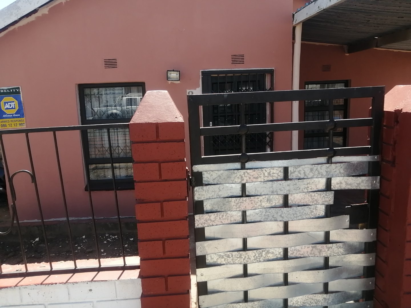 2 Starter home for sale in Gompo