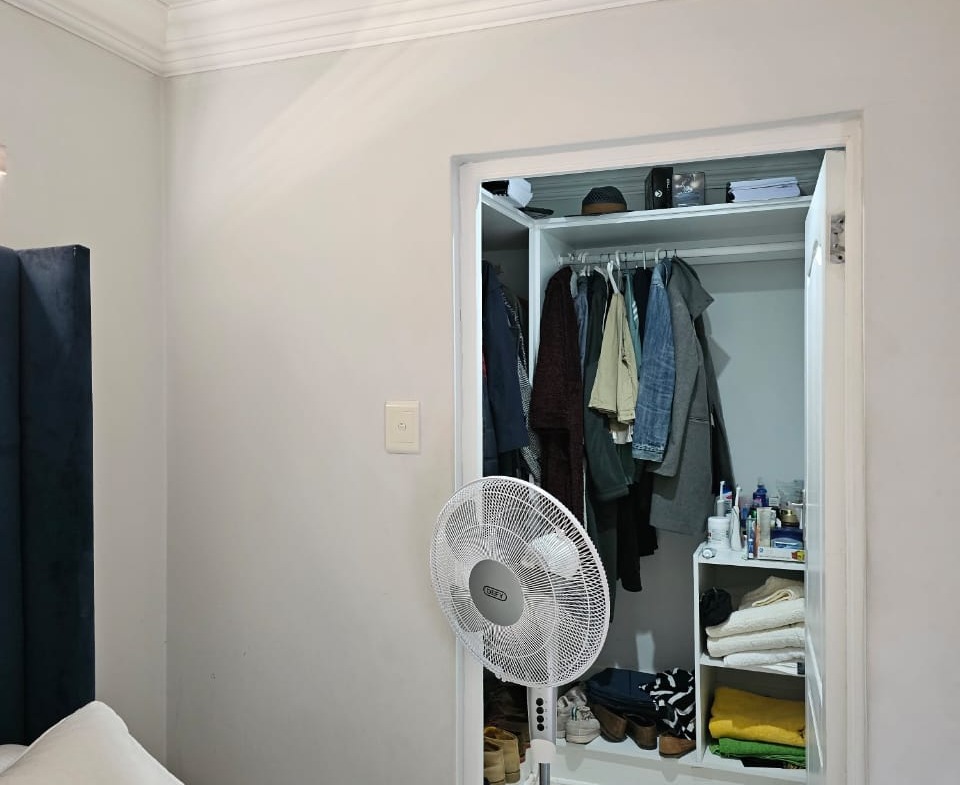 Fantastic lock-up townhouse for sale