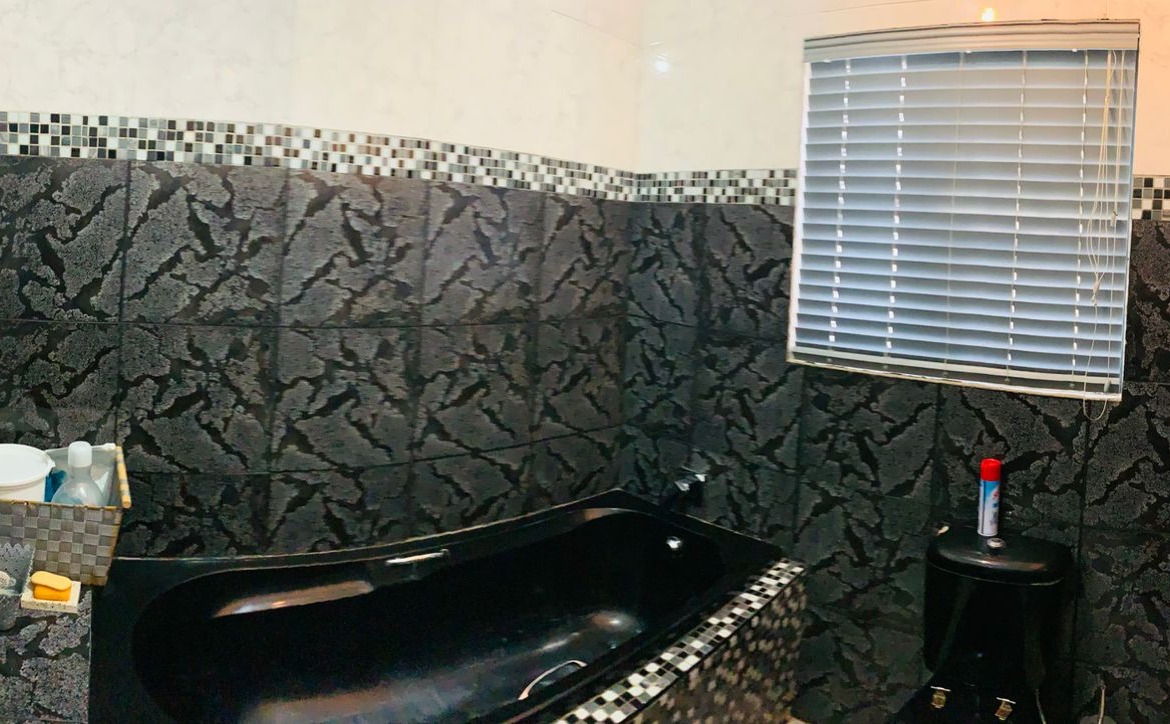 Elegant 4 Bedroom House for Grabs in KWT