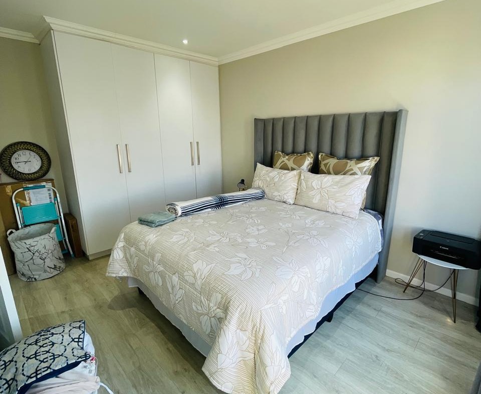 2 Bedroom Townhouse for Sale in Gonubie