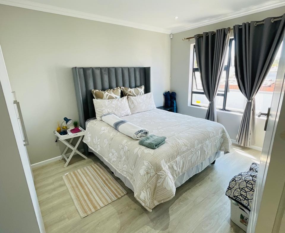 2 Bedroom Townhouse for Sale in Gonubie
