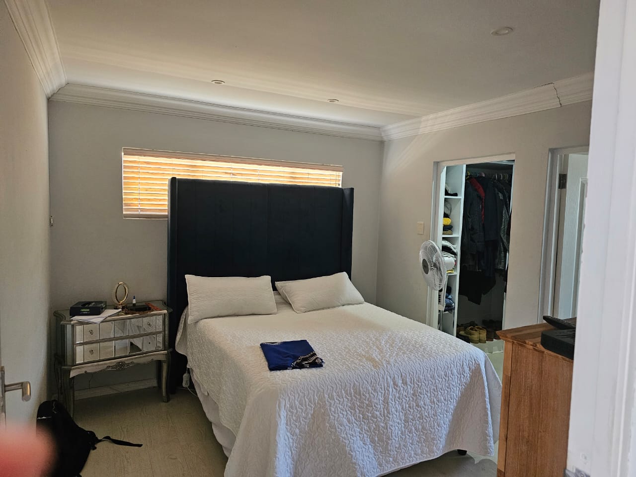 31 Fantastic lock-up townhouse for sale