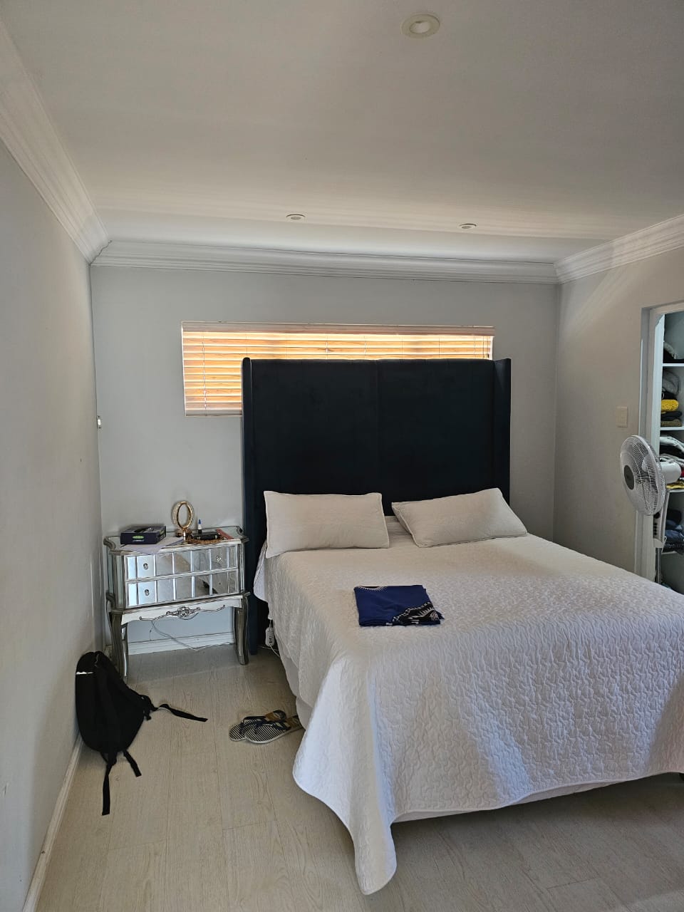 32 Fantastic lock-up townhouse for sale
