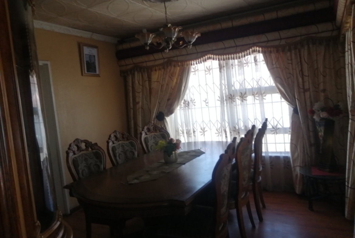 Starter home for sale in Gompo