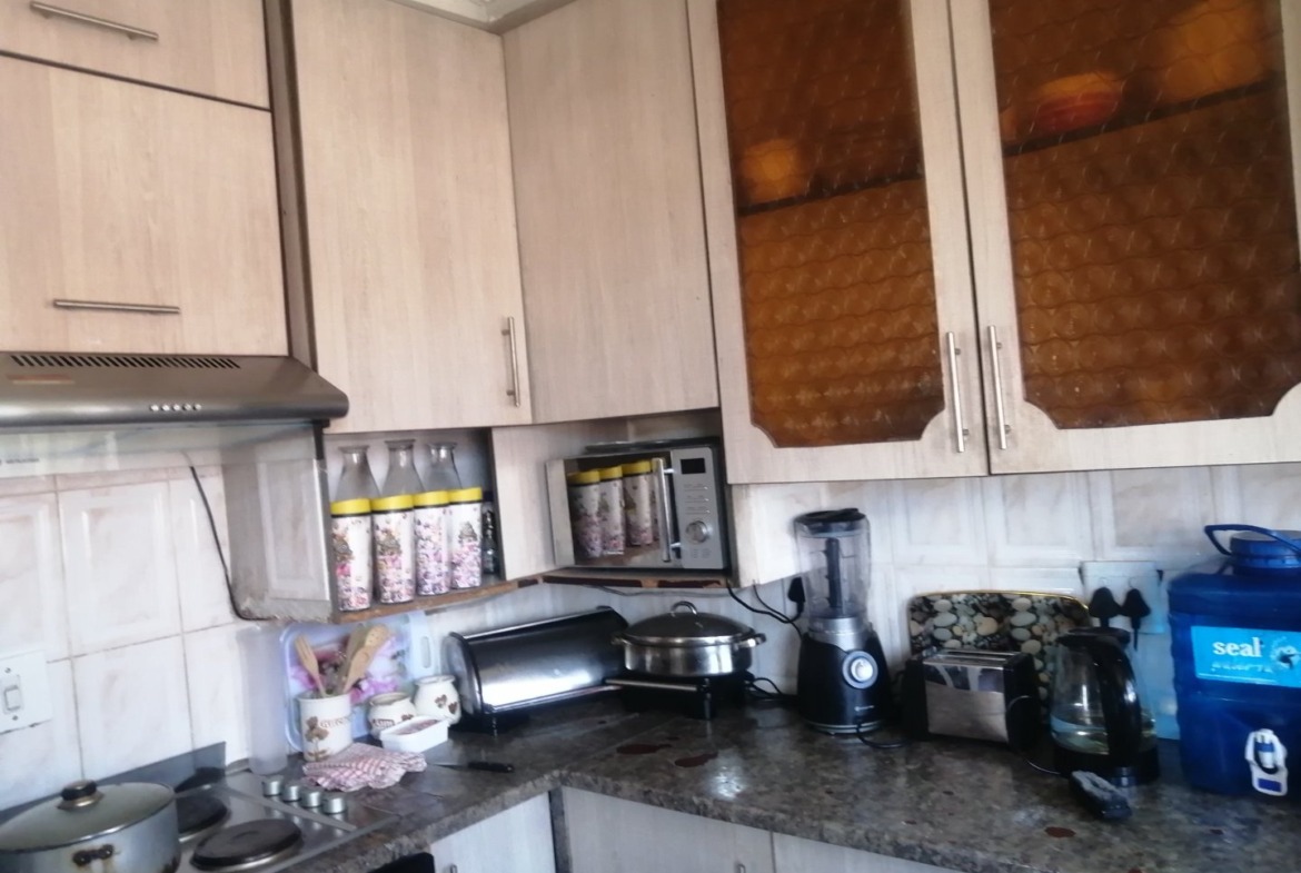 Starter home for sale in Gompo