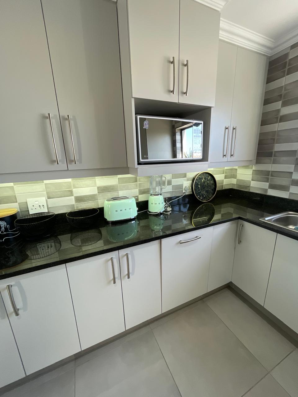 9 2 Bedroom Townhouse for Sale in Gonubie