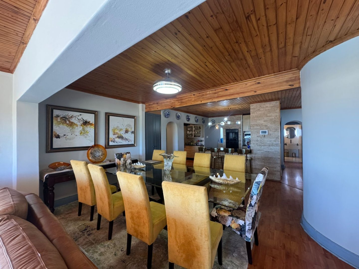 9 Luxury Coastal Living