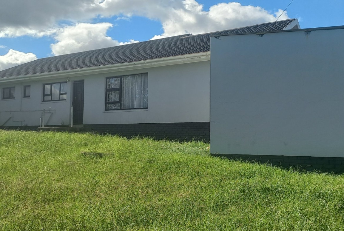 Prime Investment & Family Living on 979m²