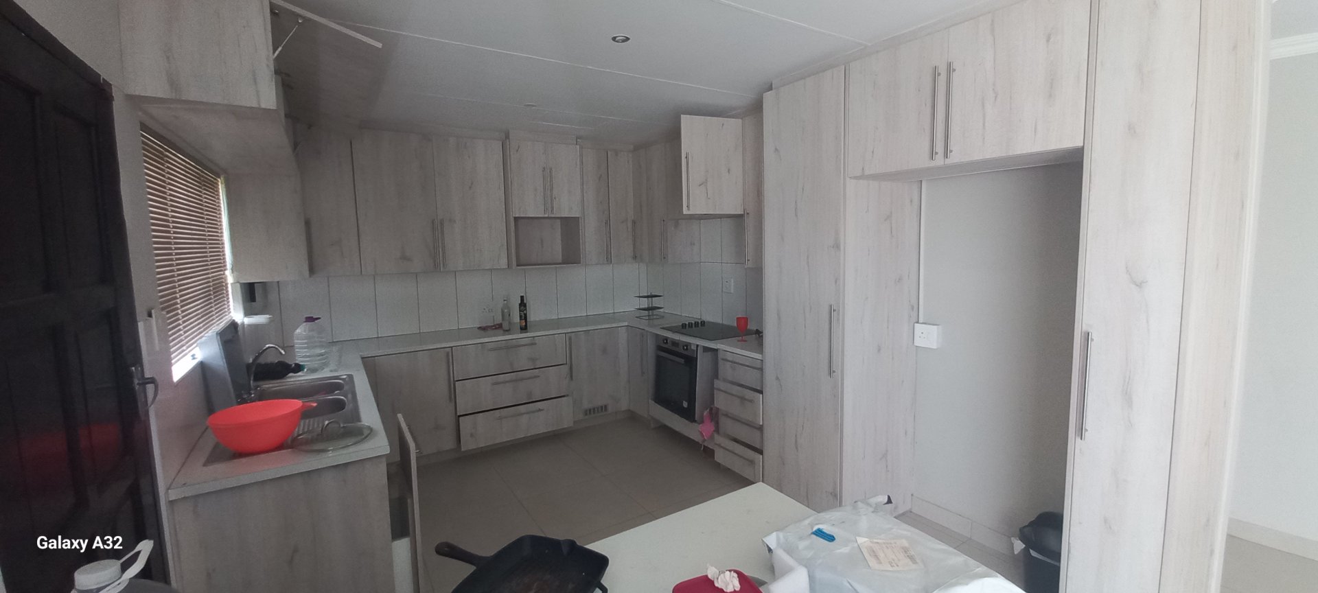 6 Prime Investment & Family Living on 979m²
