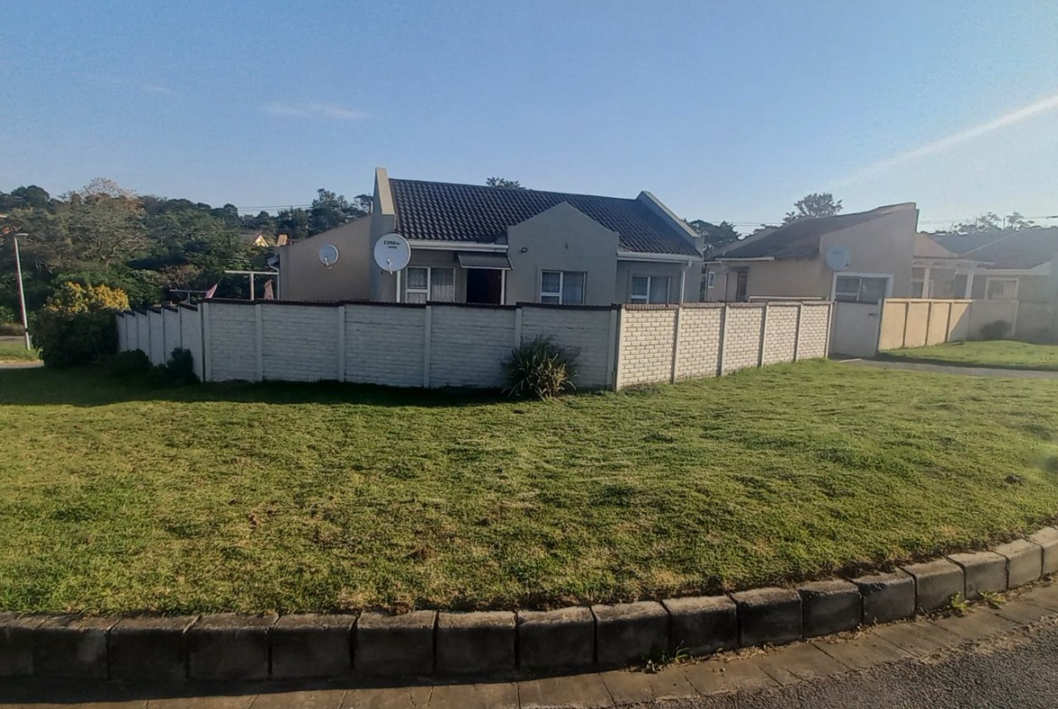 Charming 3-Bedroom Corner Home with Excellent Growth Potential in Amalinda
