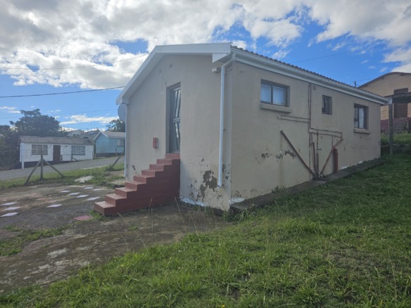 Well-maintained family home in NU16