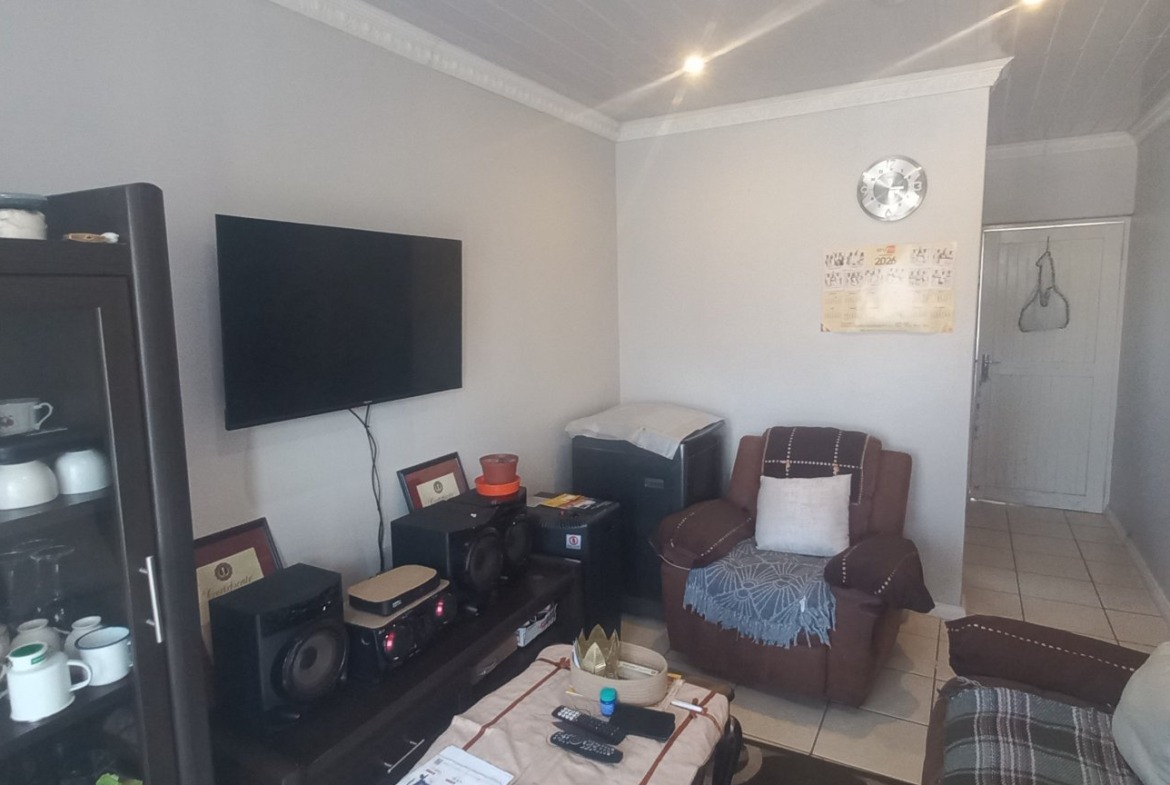 Charming 3-Bedroom Corner Home with Excellent Growth Potential in Amalinda