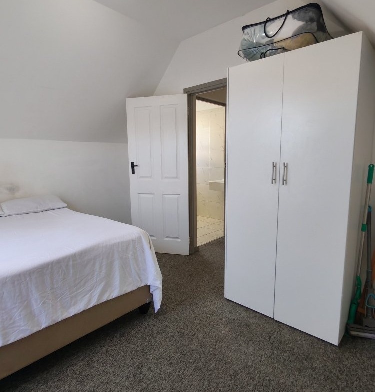 Beautiful, Neat and Modern townhouse for sale!!!