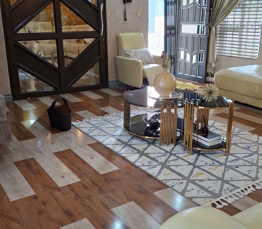 Charming & Secure 4-Bedroom Family Haven in West Bank, King Williams Town