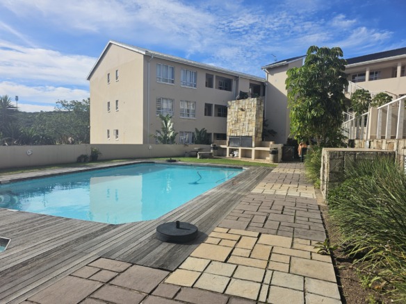 3 Bedroom Townhouse for Sale in Beacon Bay
