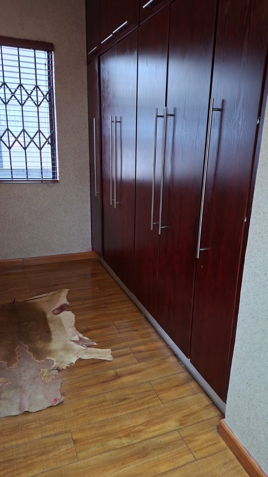 32 Charming & Secure 4-Bedroom Family Haven in West Bank, King Williams Town