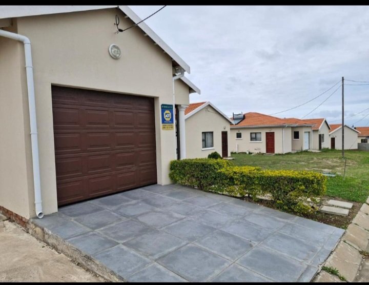 3 bedroom house for sale in Graceland