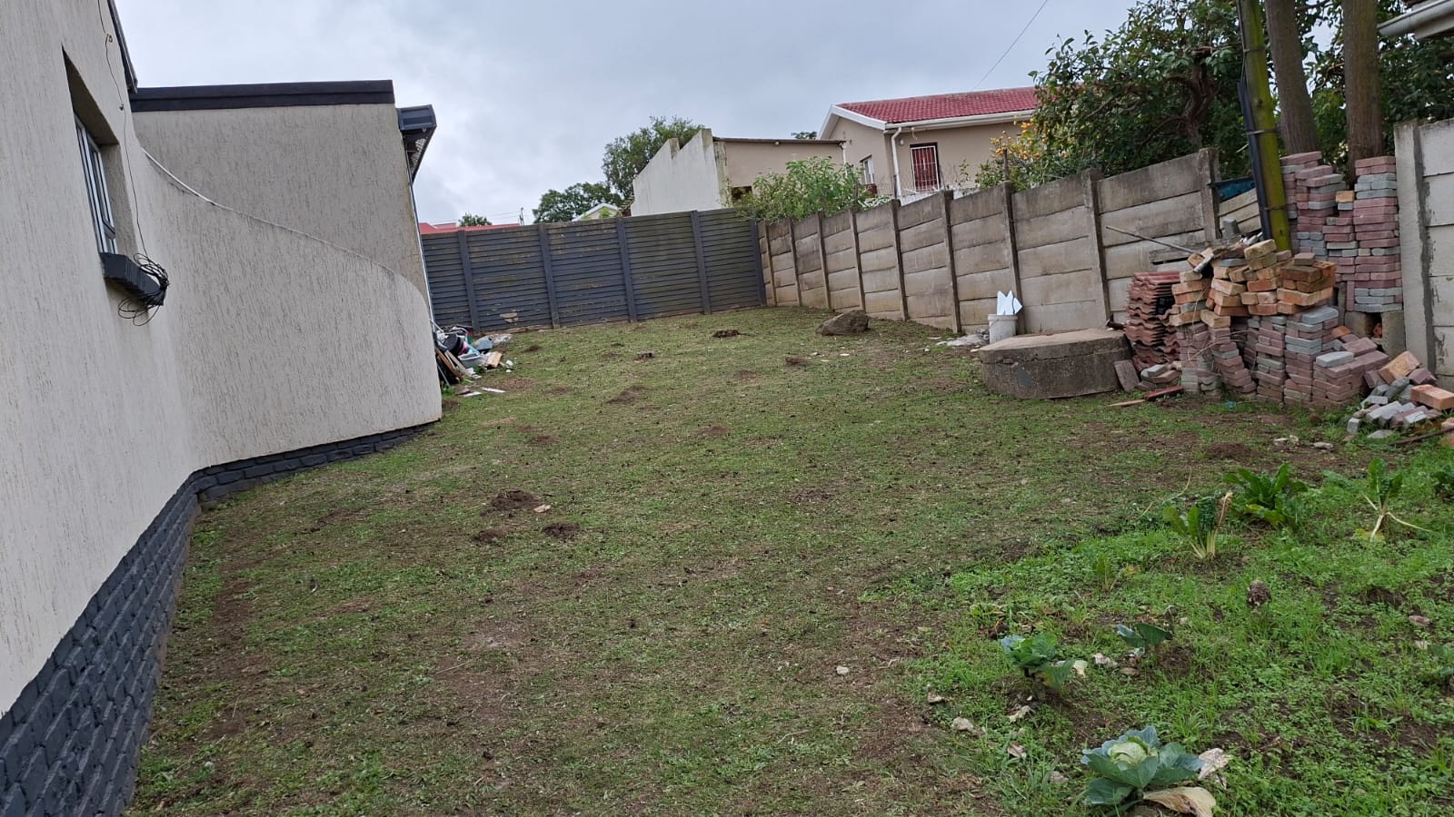 45 Charming & Secure 4-Bedroom Family Haven in West Bank, King Williams Town