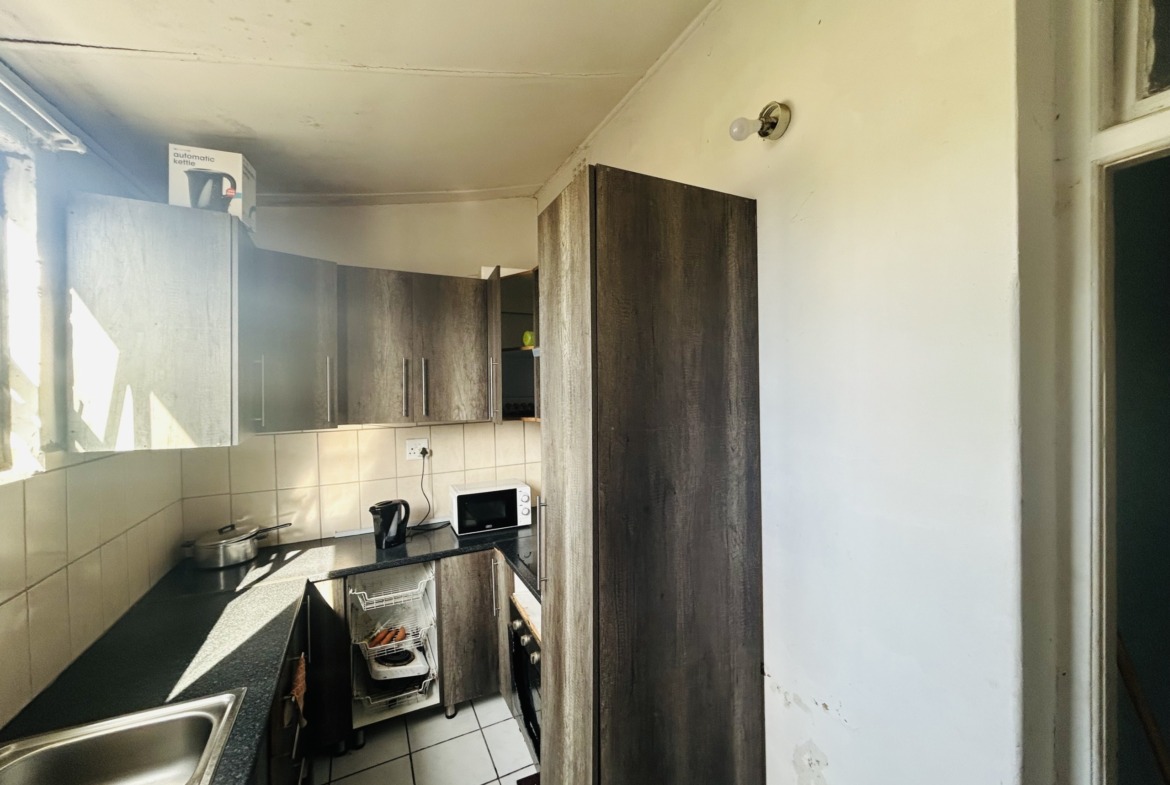 Spacious Family Home with Approved Four-room Extention Plan