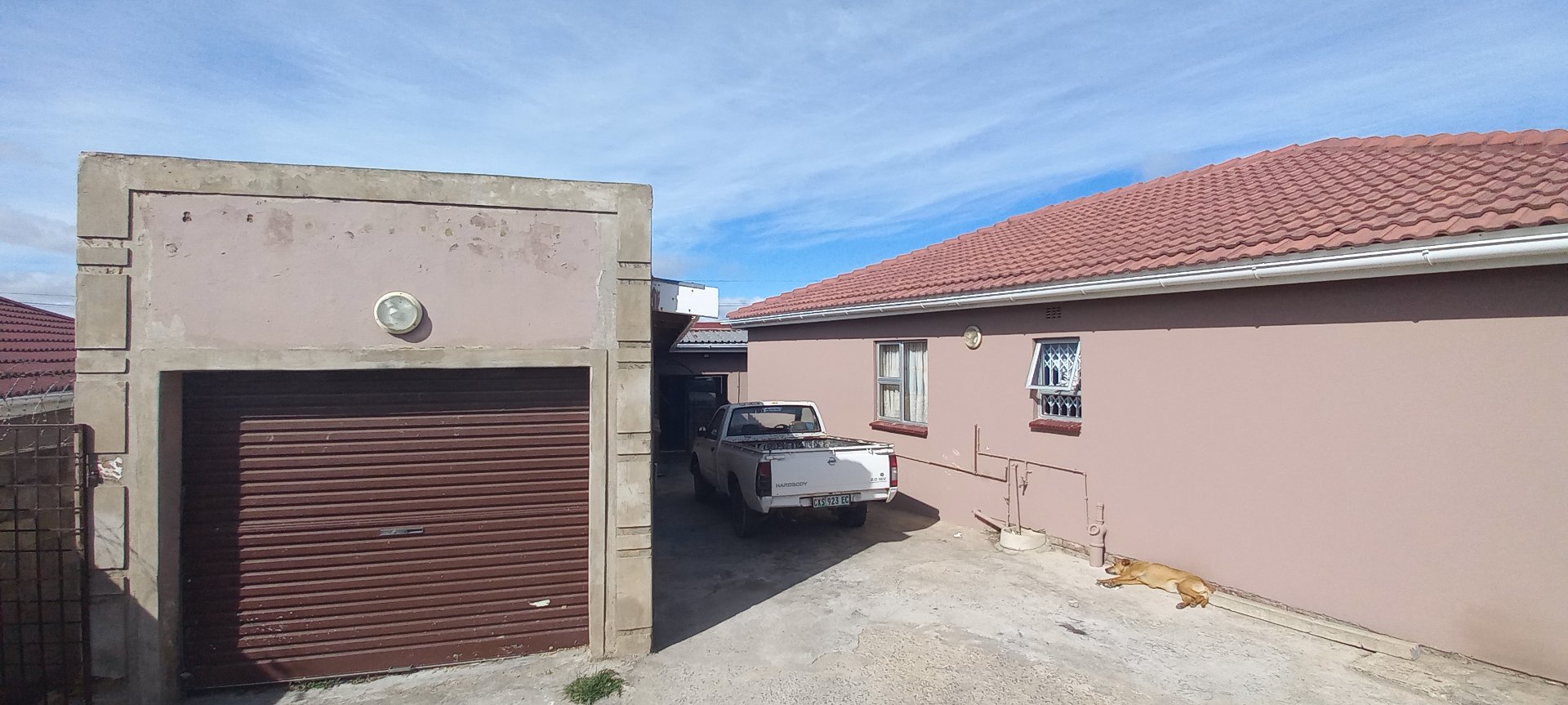 2 Spacious 6-Bedroom Property with Excellent Income Potential!