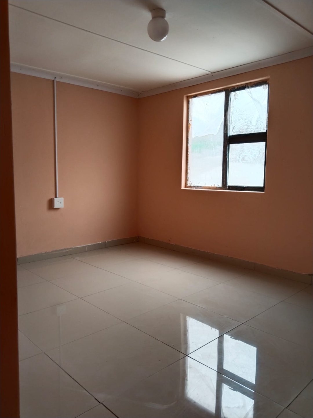 11 2 BEDROOM HOME FOR SALE IN NU16