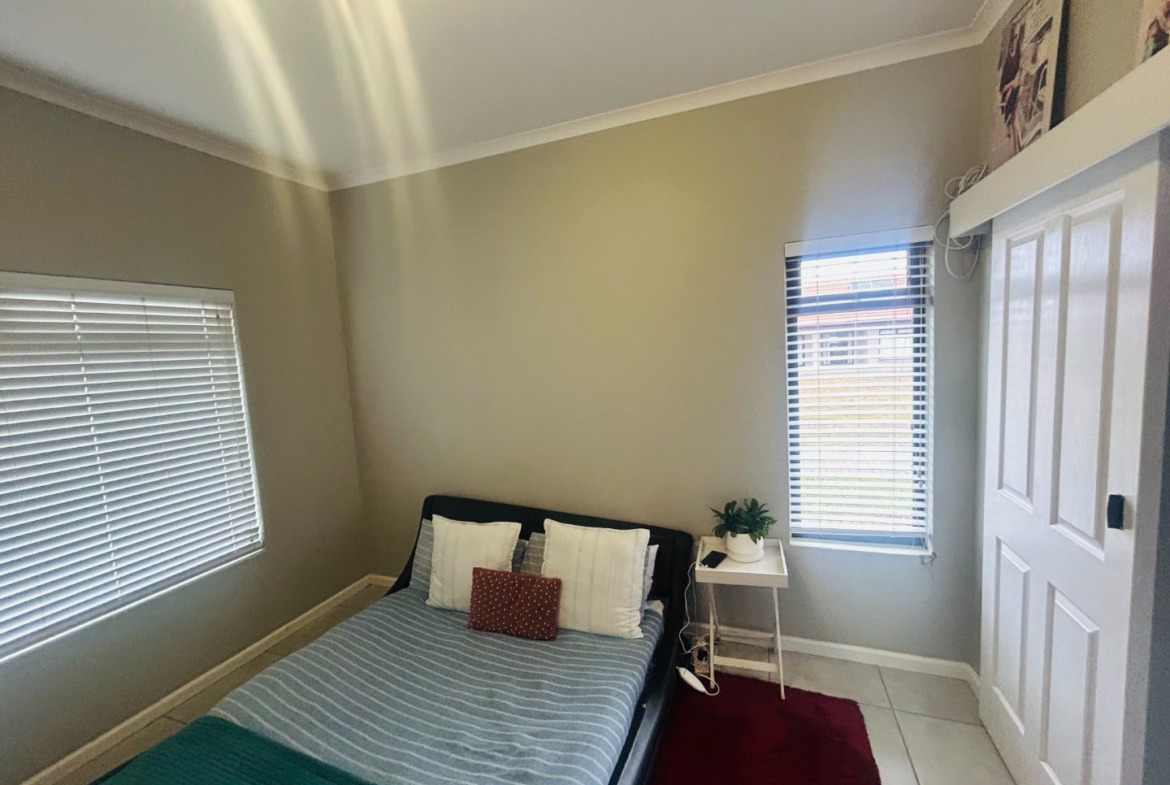 Modern 3-Bedroom Family Home in Secure Estate