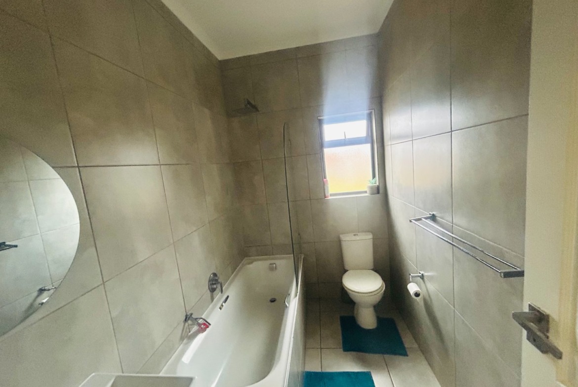Modern 3-Bedroom Family Home in Secure Estate